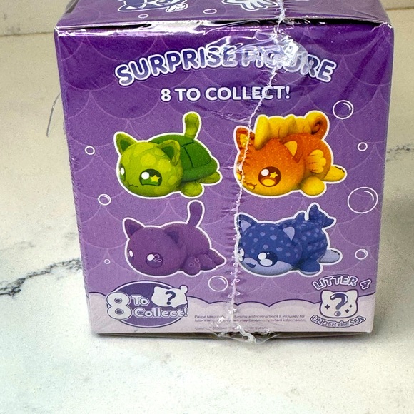 Aphmau Mystery Meemeows NIB 3” plush - Picture 5 of 5